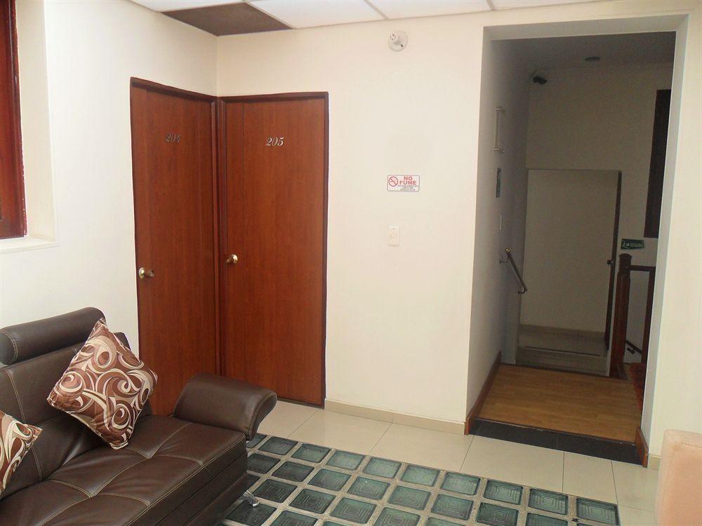 Ayenda Palermo Plaza Hotel Богота Екстериор снимка